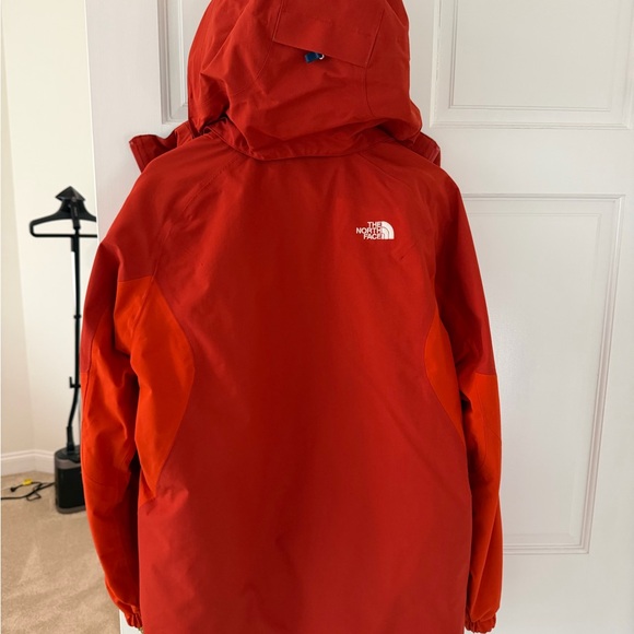 The North Face Men's Ski Jacket - Burnt Orange - Size M - Picture 3 of 6